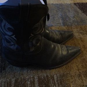 Justin 13D Cowboy boots